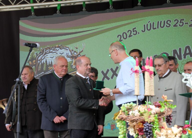 A bor és a vadászat országos ünnepe Sümegen