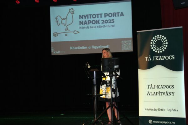 Együtt a nyitott portákért